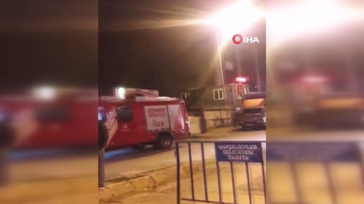 Bahçelievler'de tekstil atölyesinde, meydana gelen patlama kameralara yansıdı