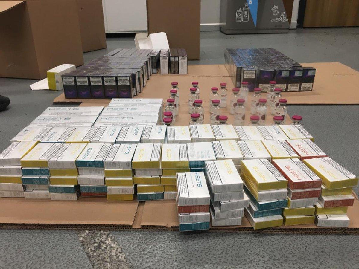 İstanbul Havalimanı'nda, iki yolcuda kaçak koronavirüs ilacı ele geçirildi