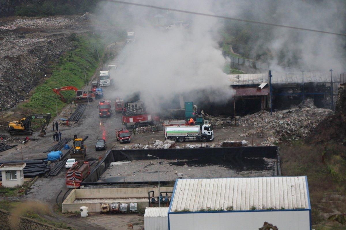 Giresun'da bir çöp tesisinde yangın meydana geldi
