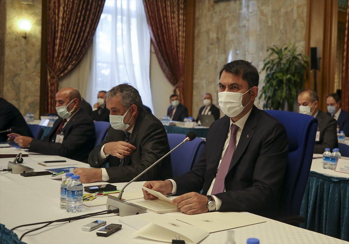 Murat Kurum: Plastik poşet kullanımını yüzde 80 oranında azalttık