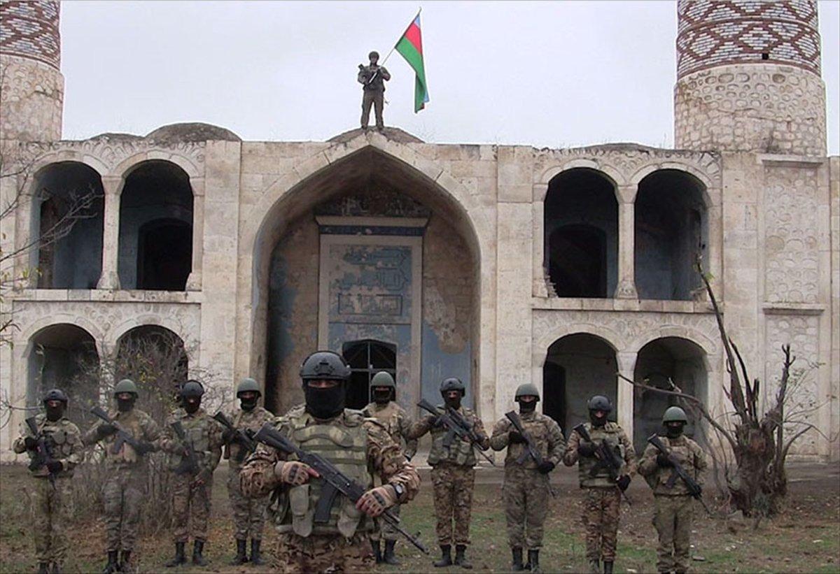 İşgalden kurtarılan Ağdam kent camisinde ezan okundu