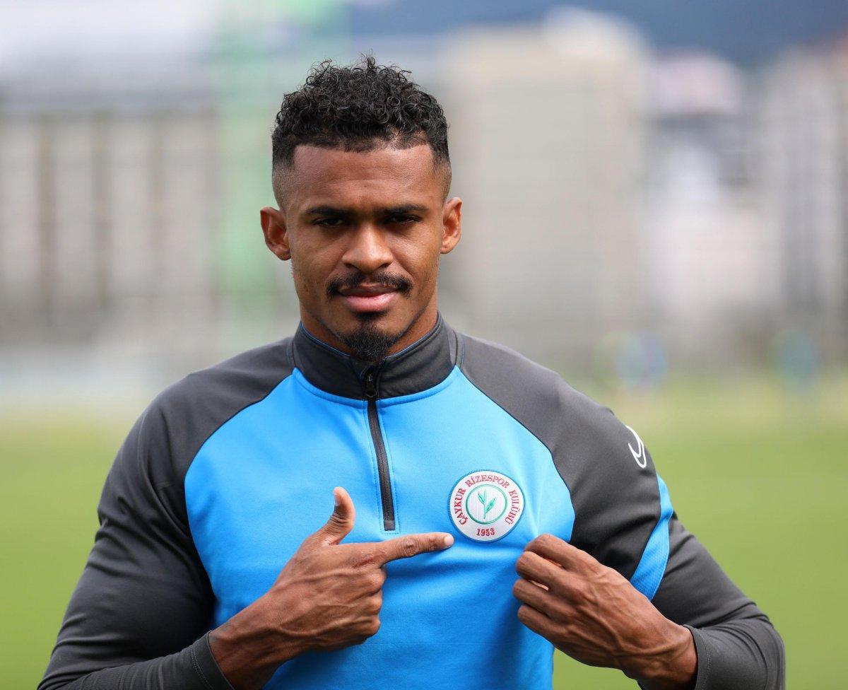 Baiano: Futbolu Türkiye'de bırakmak istiyorum