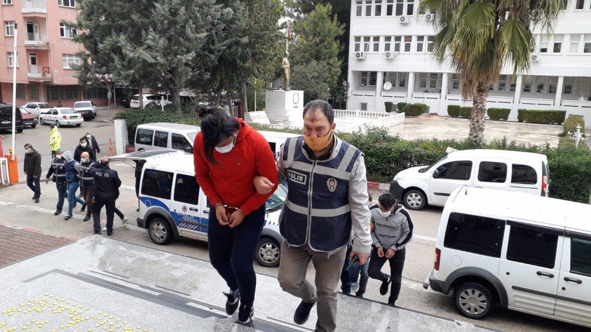 Adana'da dolandırıcılık operasyonu: 9 gözaltı