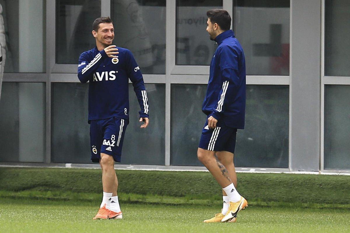 Erol Bulut, Mert Hakan'ı ilk 11'e çekecek