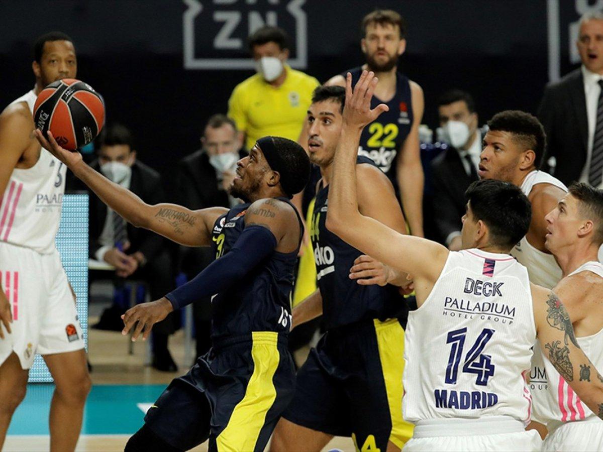 Fenerbahçe, basketbolda Real Madrid'e yenildi
