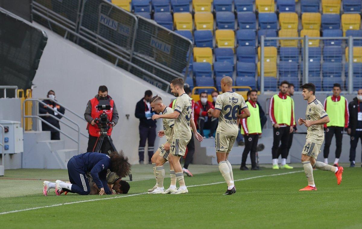 Fenerbahçe, Gençlerbirliği karşısında 5 golle şov yaptı