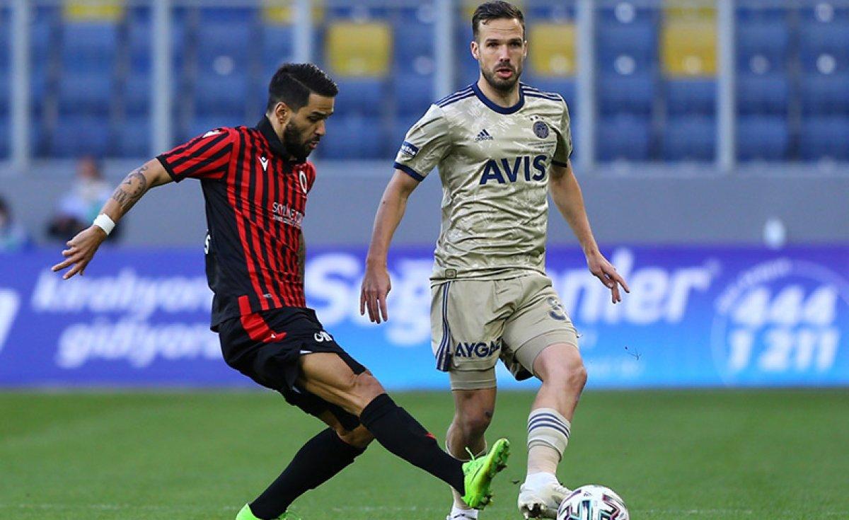 Fenerbahçe, Gençlerbirliği karşısında 5 golle şov yaptı