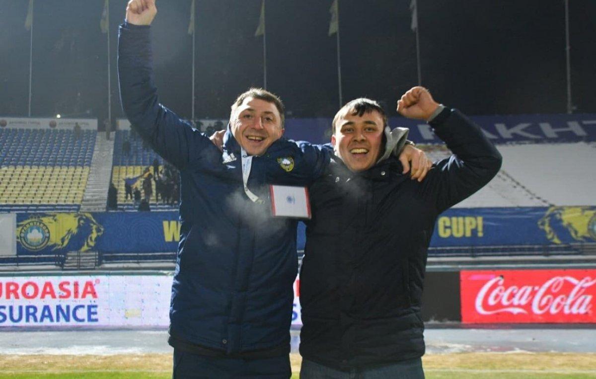 Şota Arveladze'nin takımı Pakhtakor yine şampiyon oldu