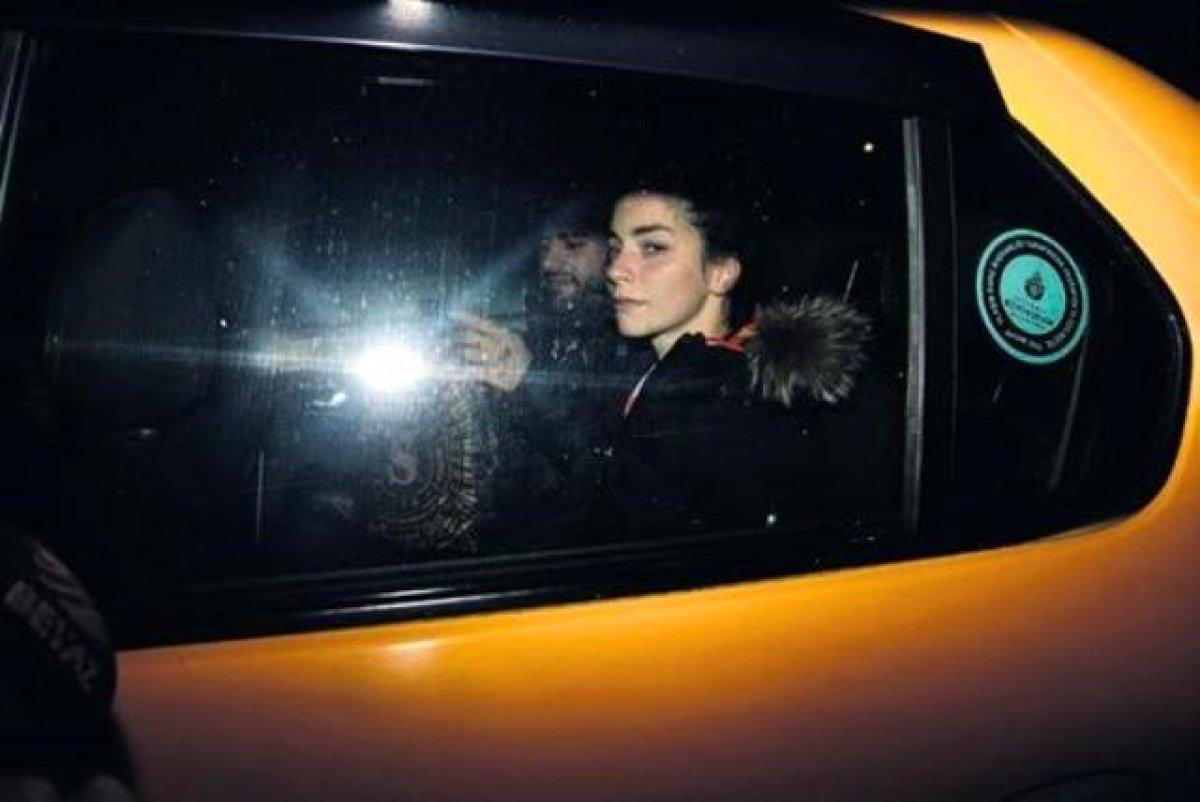 2 kere ceza yiyen Merve Boluğur, yine maskesiz görüldü