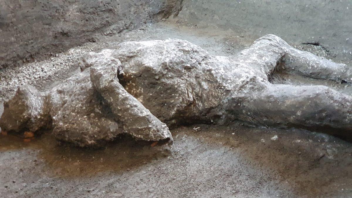 Pompeii'de efendi ve kölesinin kalıntıları bulundu