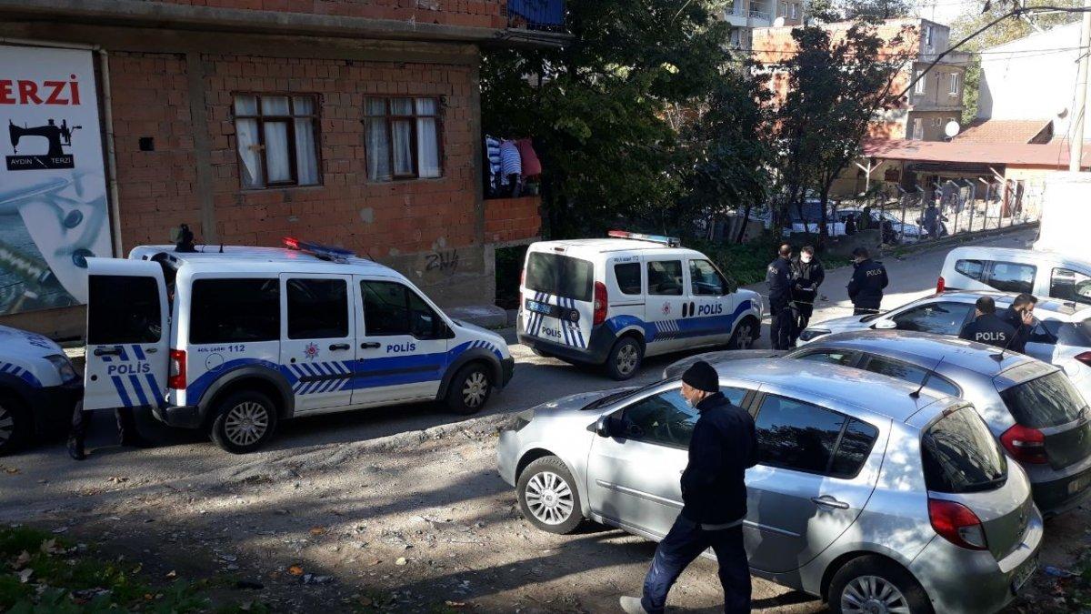 Bursa'da pazara giderken silahlı saldırıya uğradı