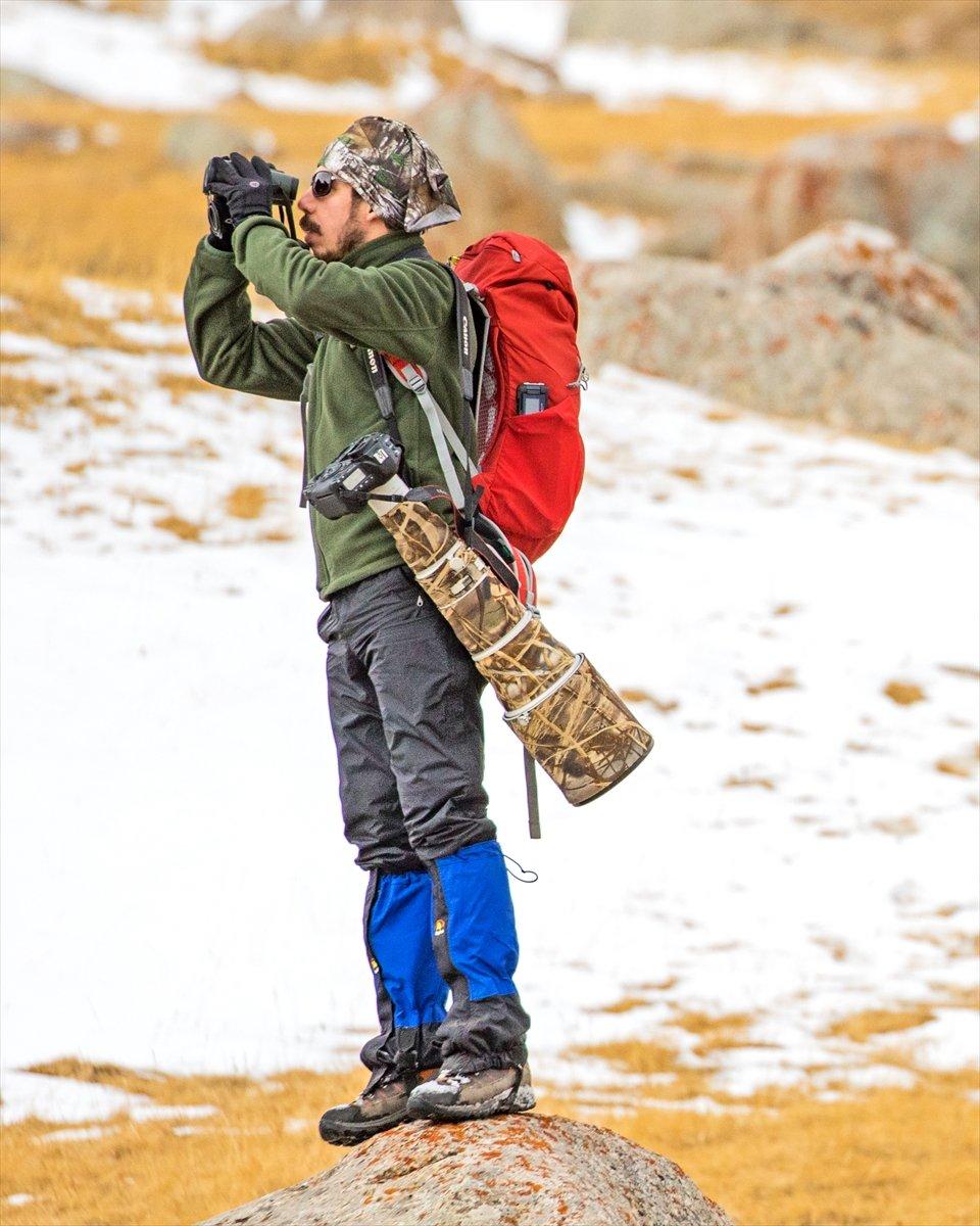 'Kuş dedektifi' Yoğurtçuoğlu, salgından bunalanları doğaya çağırdı