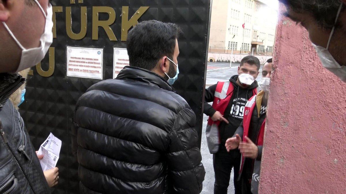 KPSS’ye geç kalanlar yine kapılarda ağladı