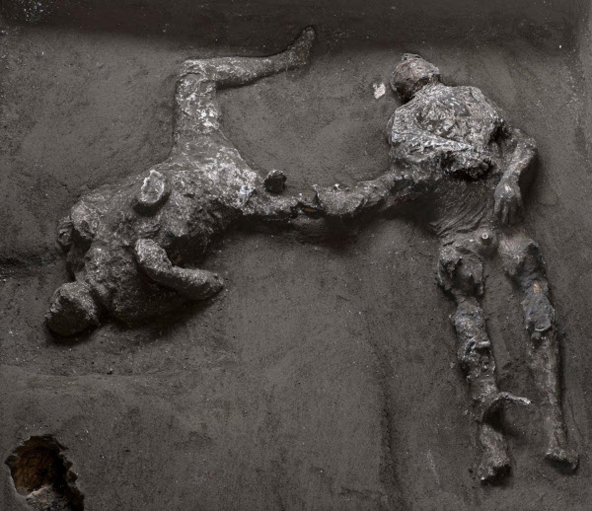 Pompeii'de efendi ve kölesinin kalıntıları bulundu