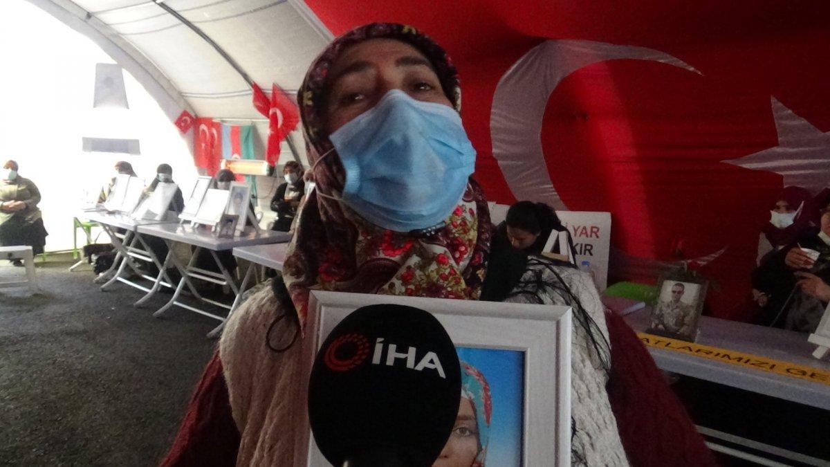 Diyarbakır'da evlat nöbeti tutan ailelerden Bülent Arınç’a tepki