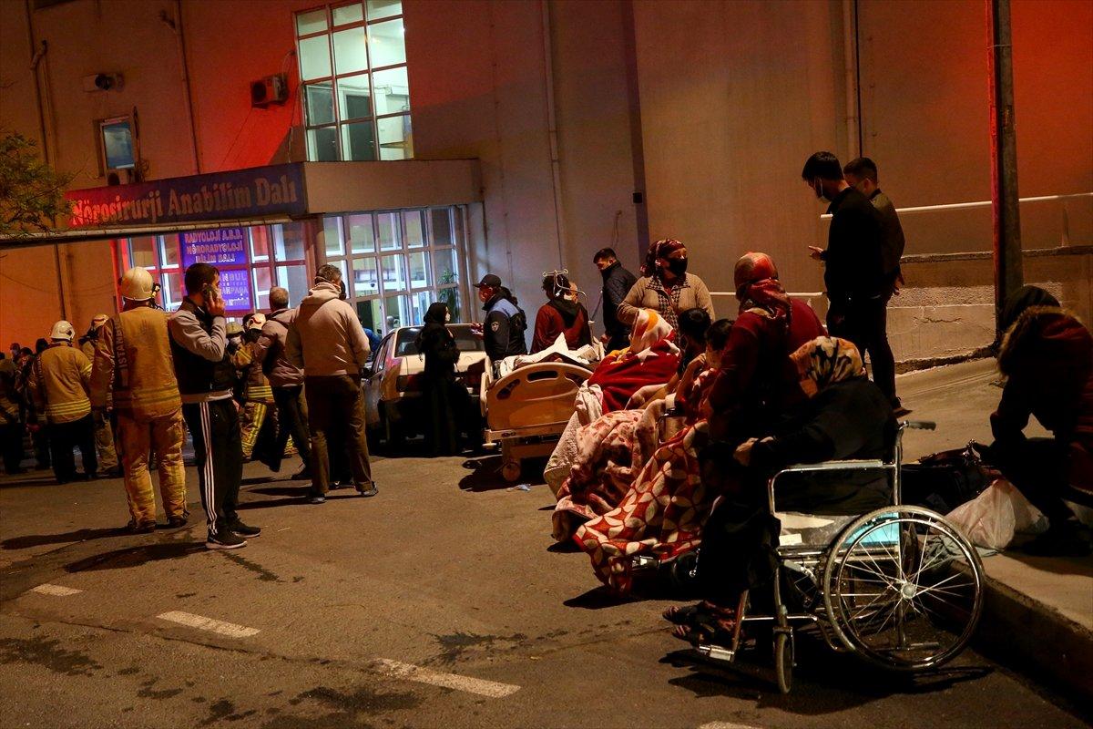 Cerrahpaşa Hastanesi'nde yangın çıktı