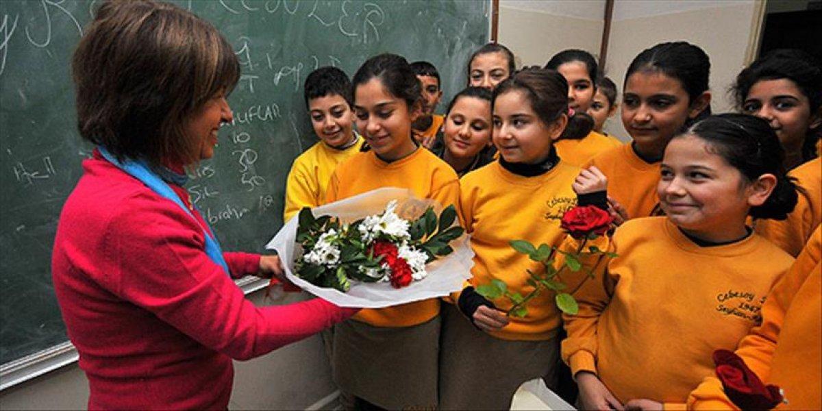 Öğretmenler Günü ne zaman? Öğretmenler Günü anlam ve önemi nedir? Öğretmenler Günü kutlama mesajları..