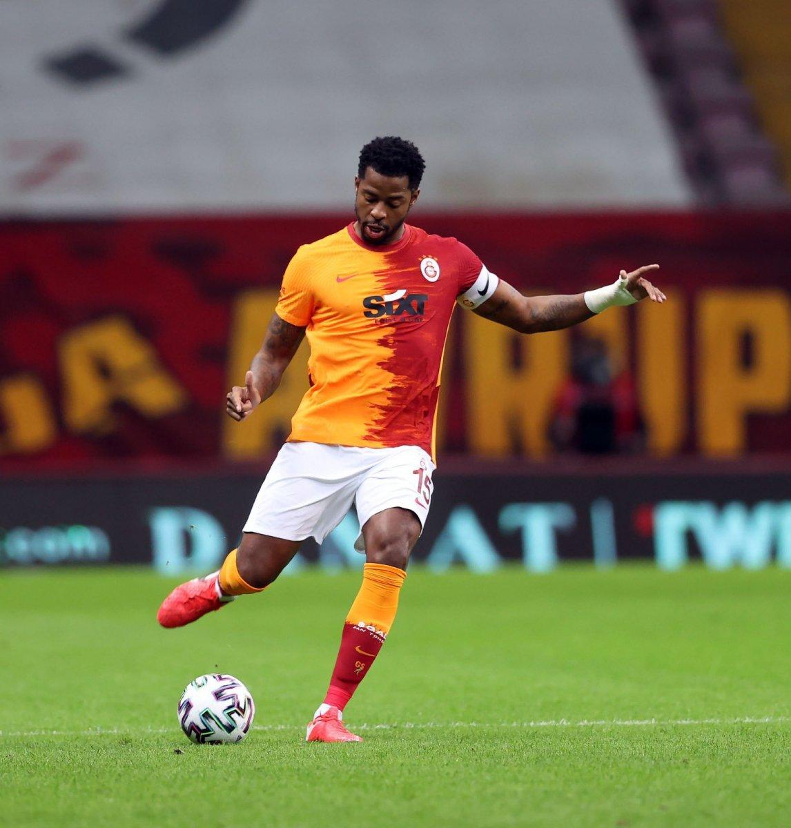 Ryan Donk: 10 değişiklik vardı ama 5 dakika uzatıldı