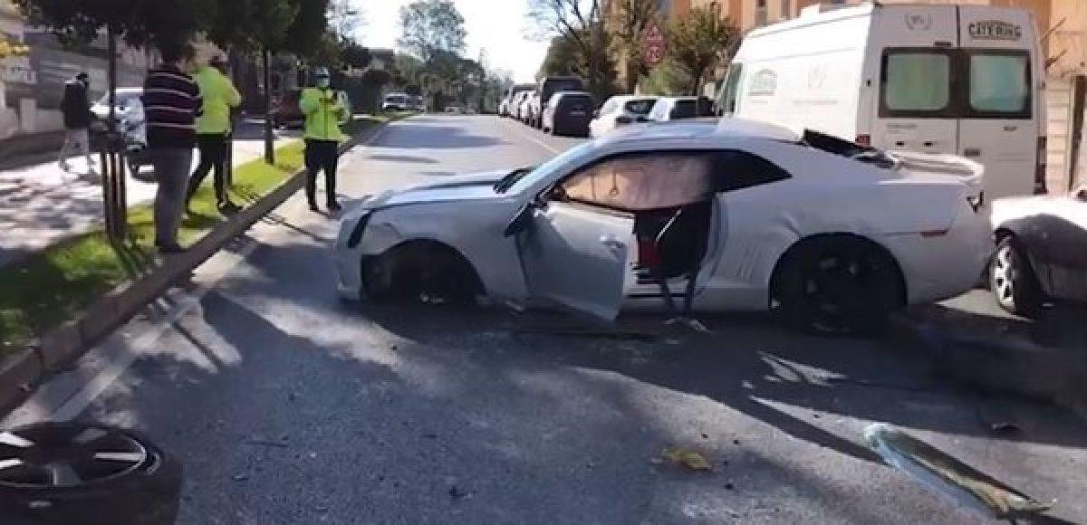 Hayranlarına kötü haber! Aracıyla takla atan Enes Batur'un sağlık durumu nasıl? Arabasının son hali..