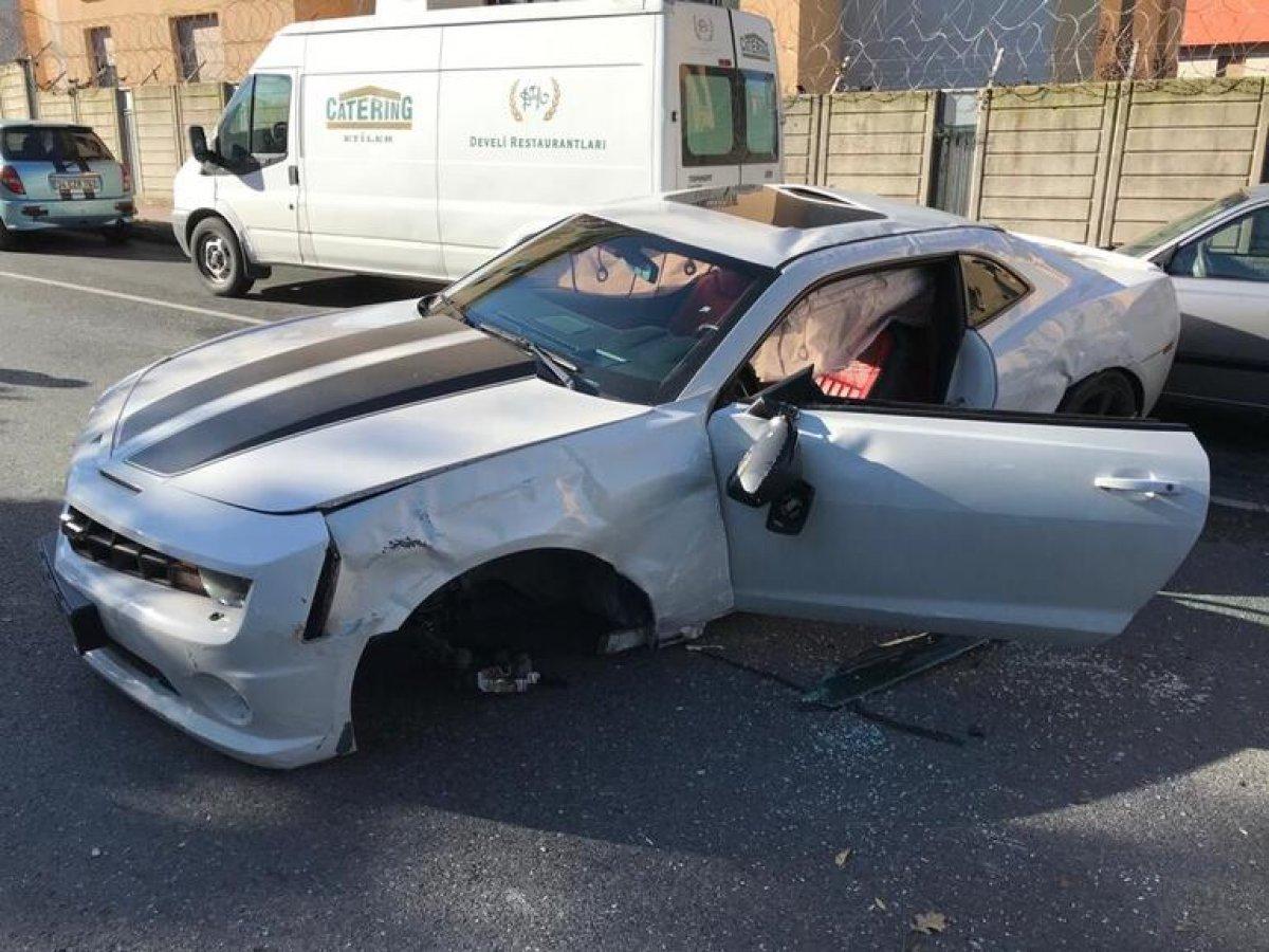 Hayranlarına kötü haber! Aracıyla takla atan Enes Batur'un sağlık durumu nasıl? Arabasının son hali..