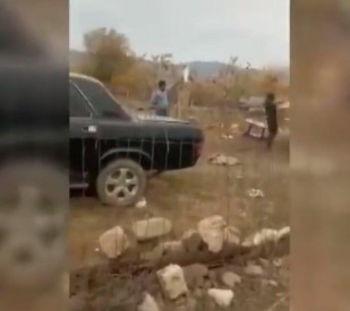 Azerbaycan askerleri beyaz bayrak asan Ermeni ailelere zaman tanıdı