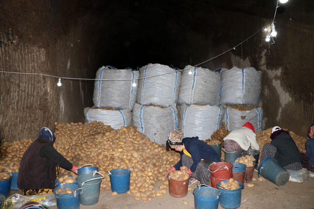 Afyonkarahisar'ın mağaraları soğuk hava deposu gibi