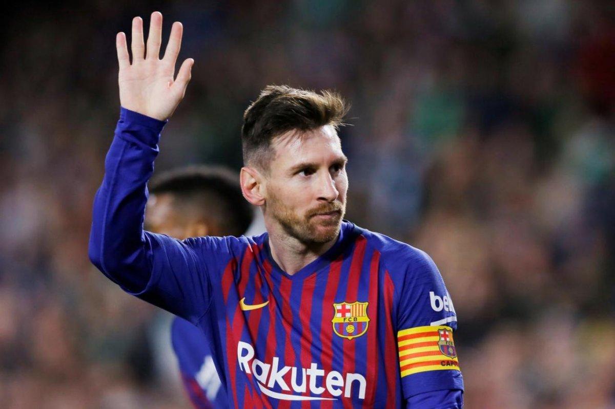 Manchester City'den Lionel Messi'ye 10 yıllık sözleşme