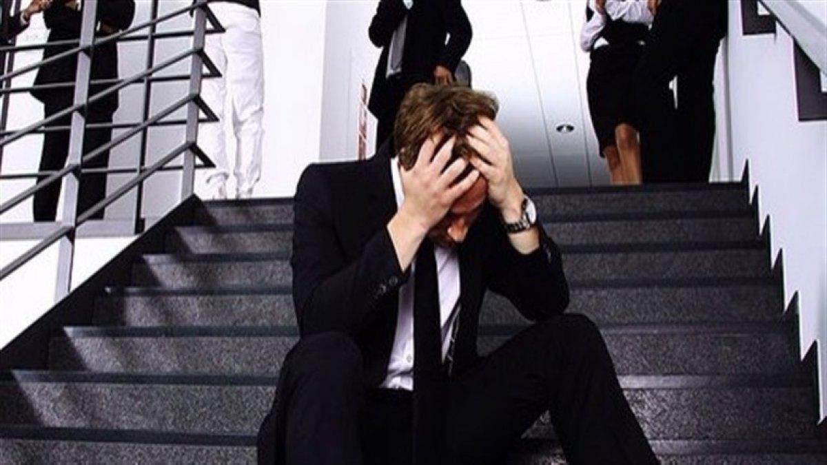 Mobbing nedir, nasıl ispatlanır? Mobbing türleri ve cezası nedir? Mobbinge maruz kalanlar ne yapmalı?