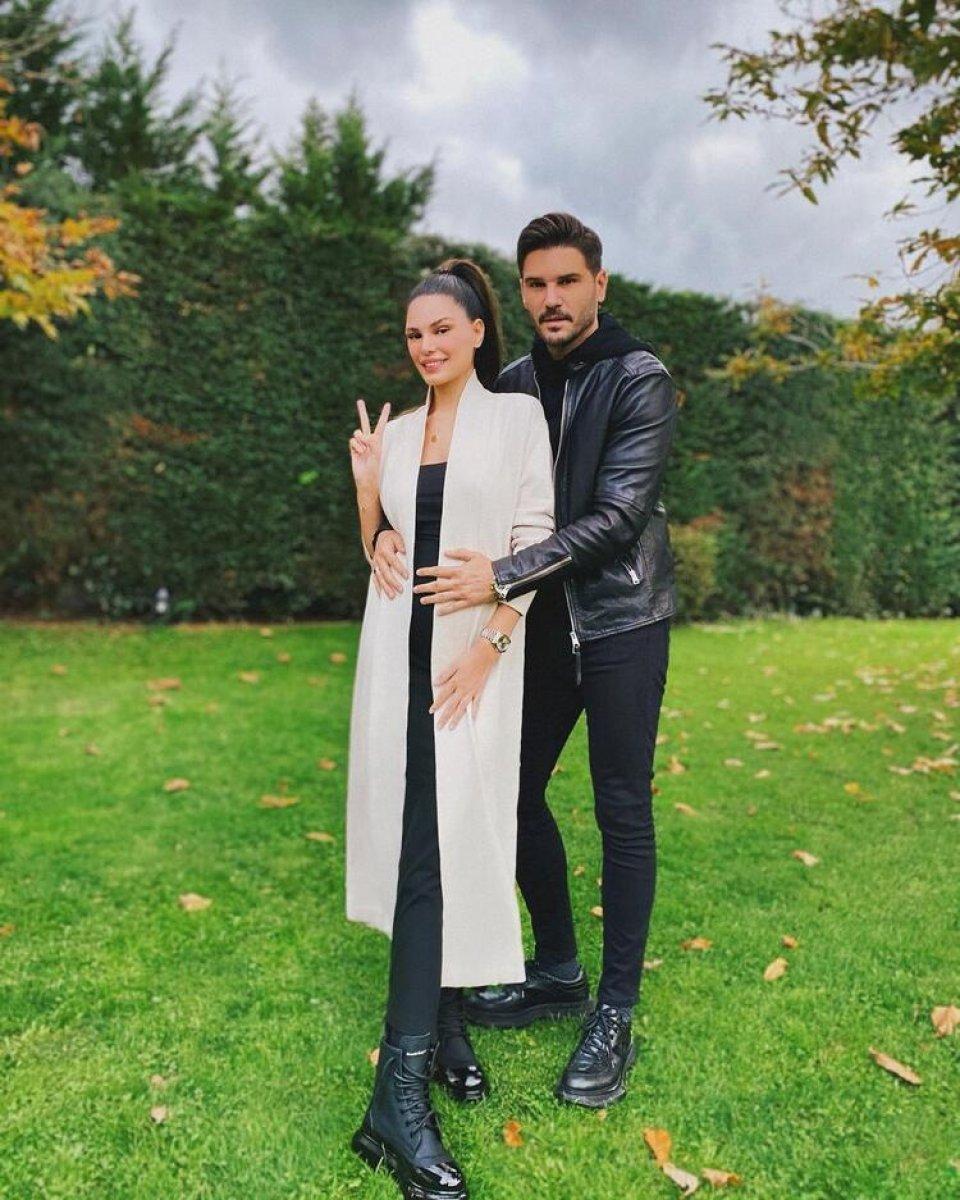 Almeda Abazi, ikinci kez hamile