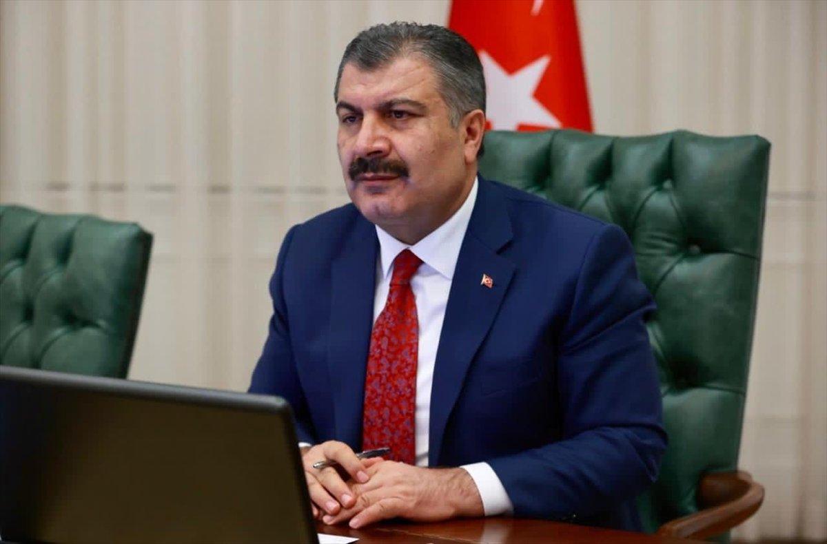 Fahrettin Koca: İstanbul dahil 15 il üçüncü zirveyi yaşıyor