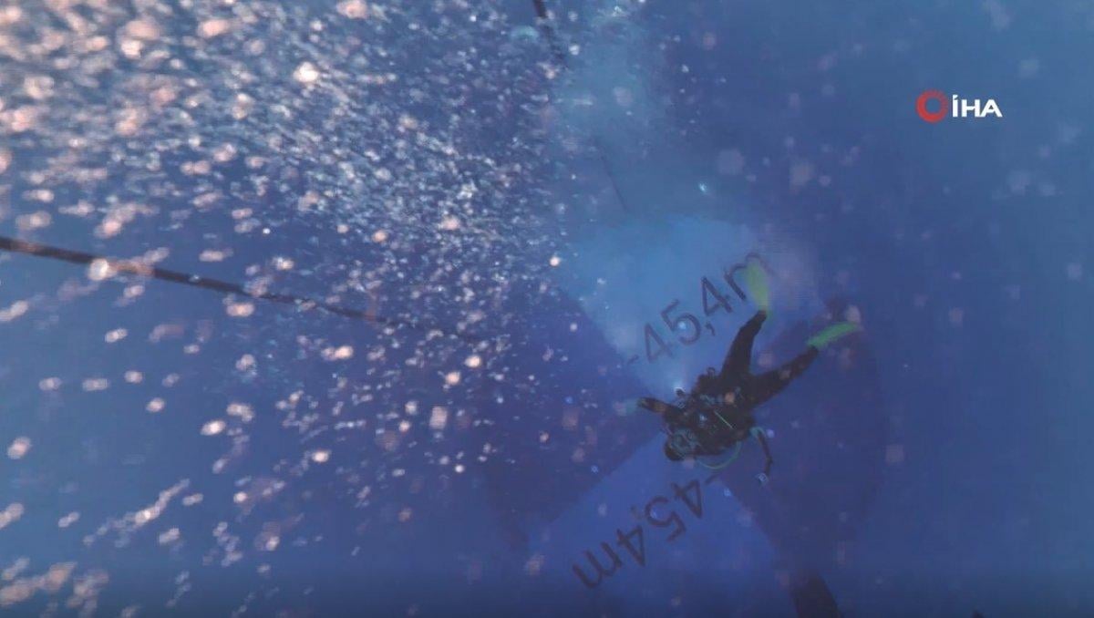 dünyanın en derin yüzme havuzu