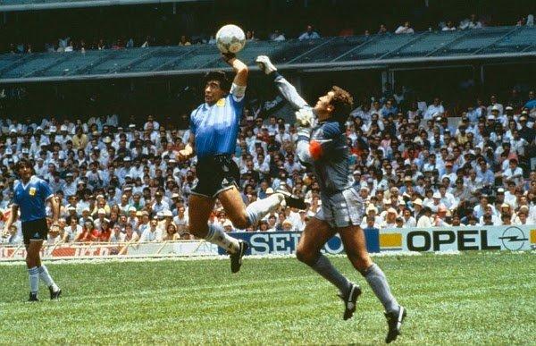 Dünyanın en iyi futbolcularından biri: Diego Maradona