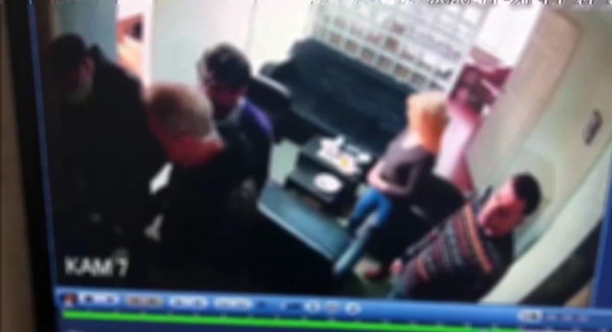 İstanbul'da iş insanlarını dolandıran İranlı sahte avukatın yakalanma anı