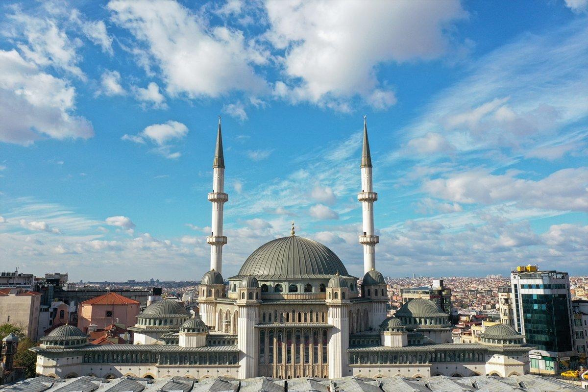 Taksim Camii