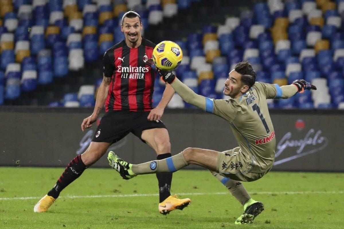 Zlatan Ibrahimovic: Futbolu bırakacakken menajerim aradı