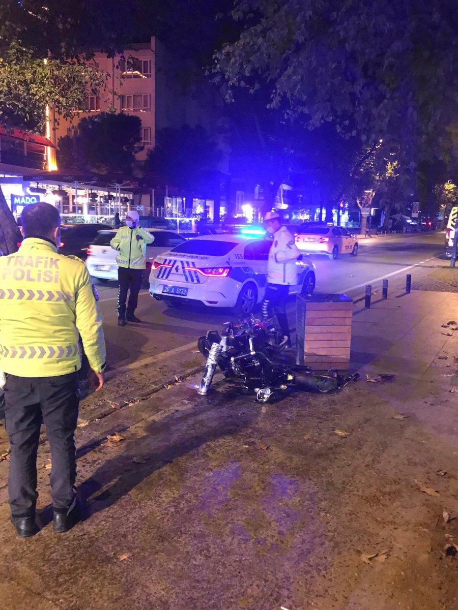 İstanbul'da 20 yaşındaki genç, trafik magandasının kurbanı oldu