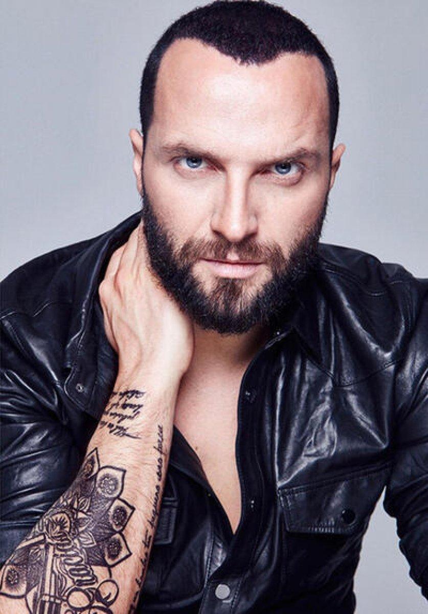 Berkay, maske takmaya başladı