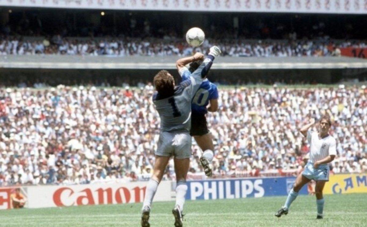 Maradona ölüm sebebi nedir? Tanrı'nın eli ne demek? Maradona'nın son hali...