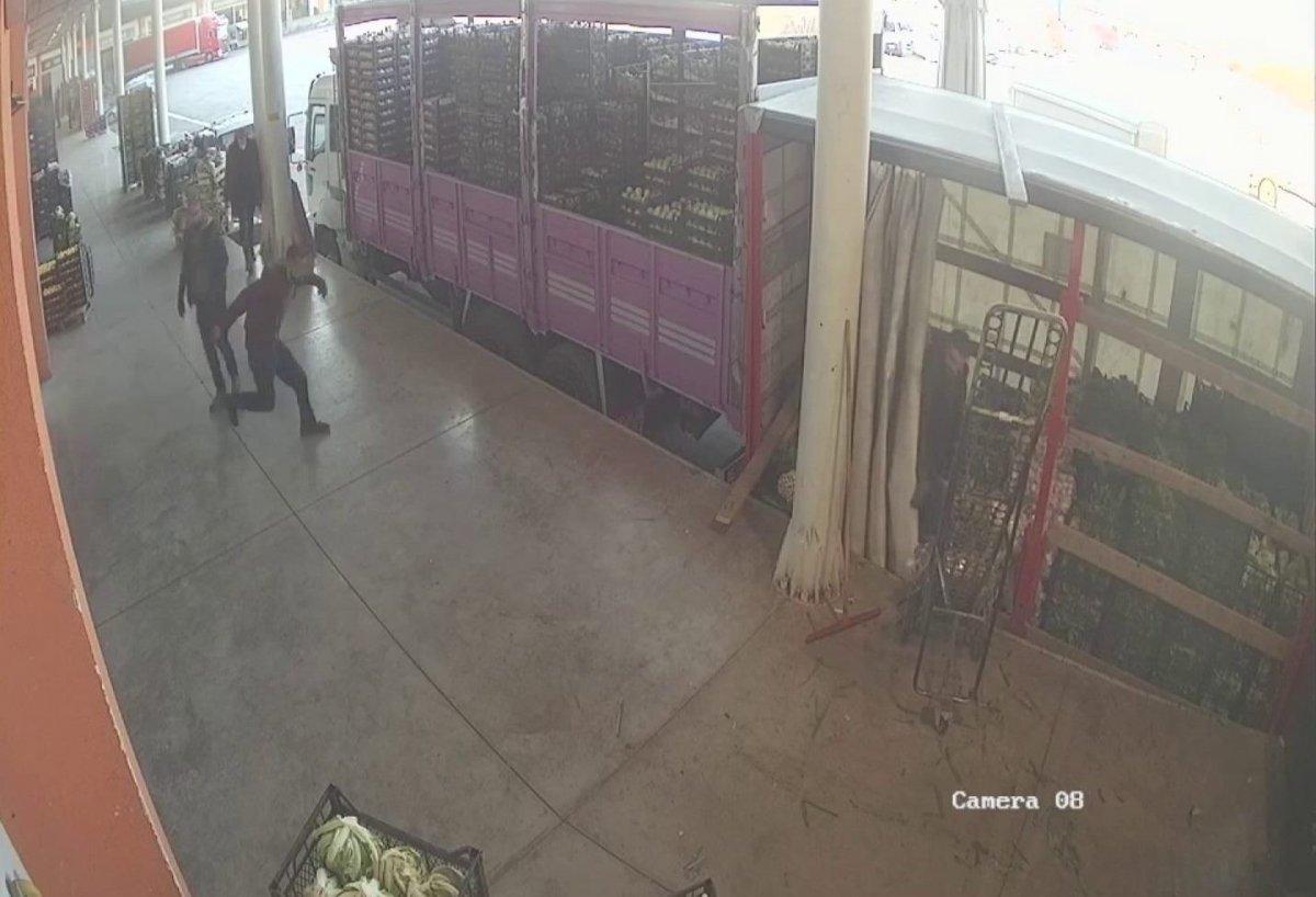 Sakarya'daki sebze halinde silahlı saldırı