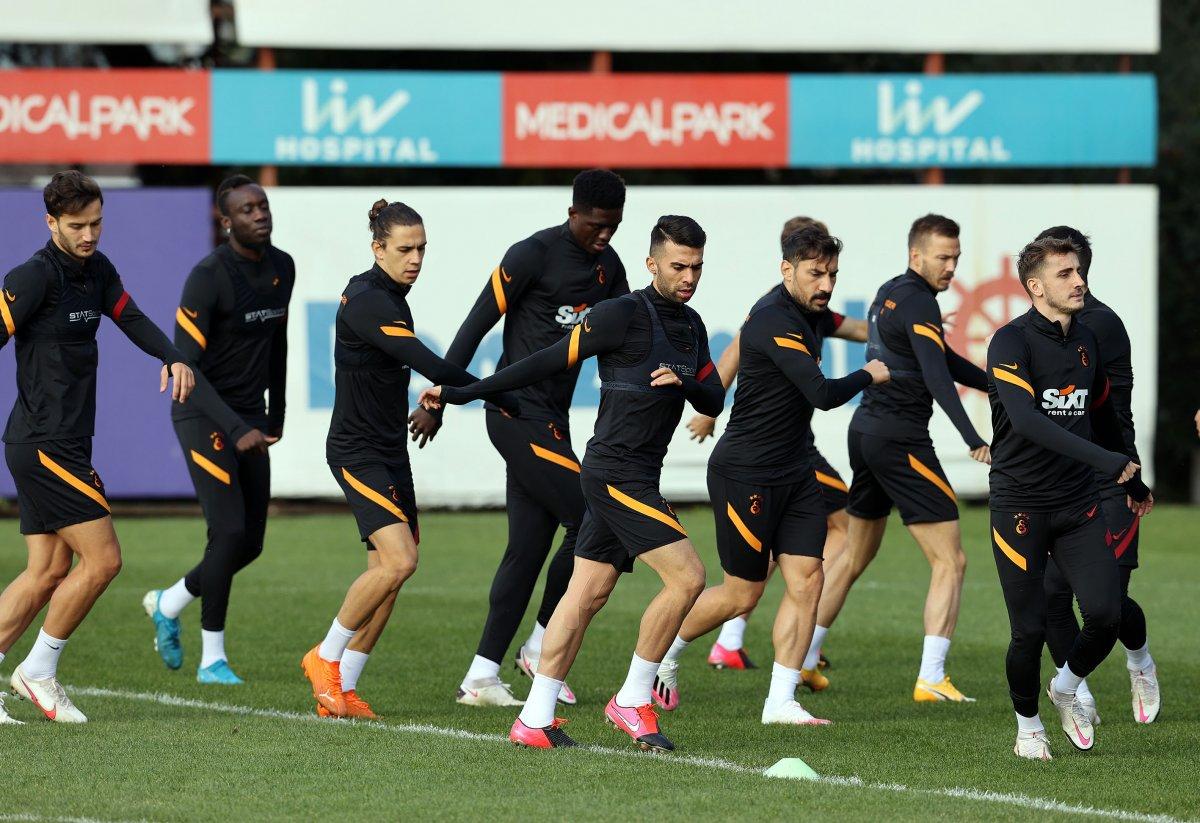 Radamel Falcao salonda çalışmalara başladı