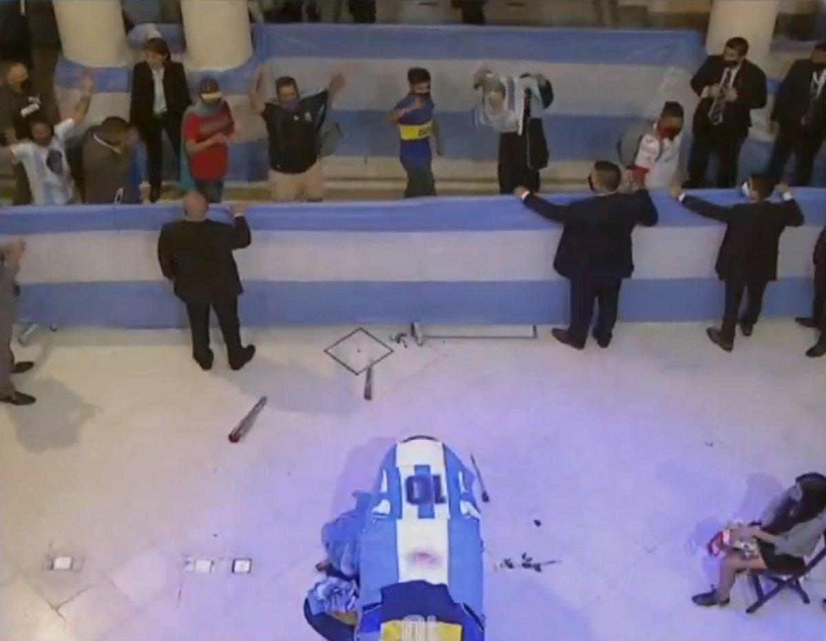 Diego Maradona'nın cenazesi 3 gün bekletilecek