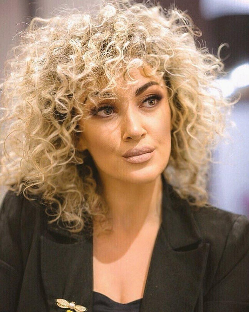 Arnavut gazeteci Anisa Bahiti, Cumhurbaşkanı Erdoğan'a övgüler yağdırdı