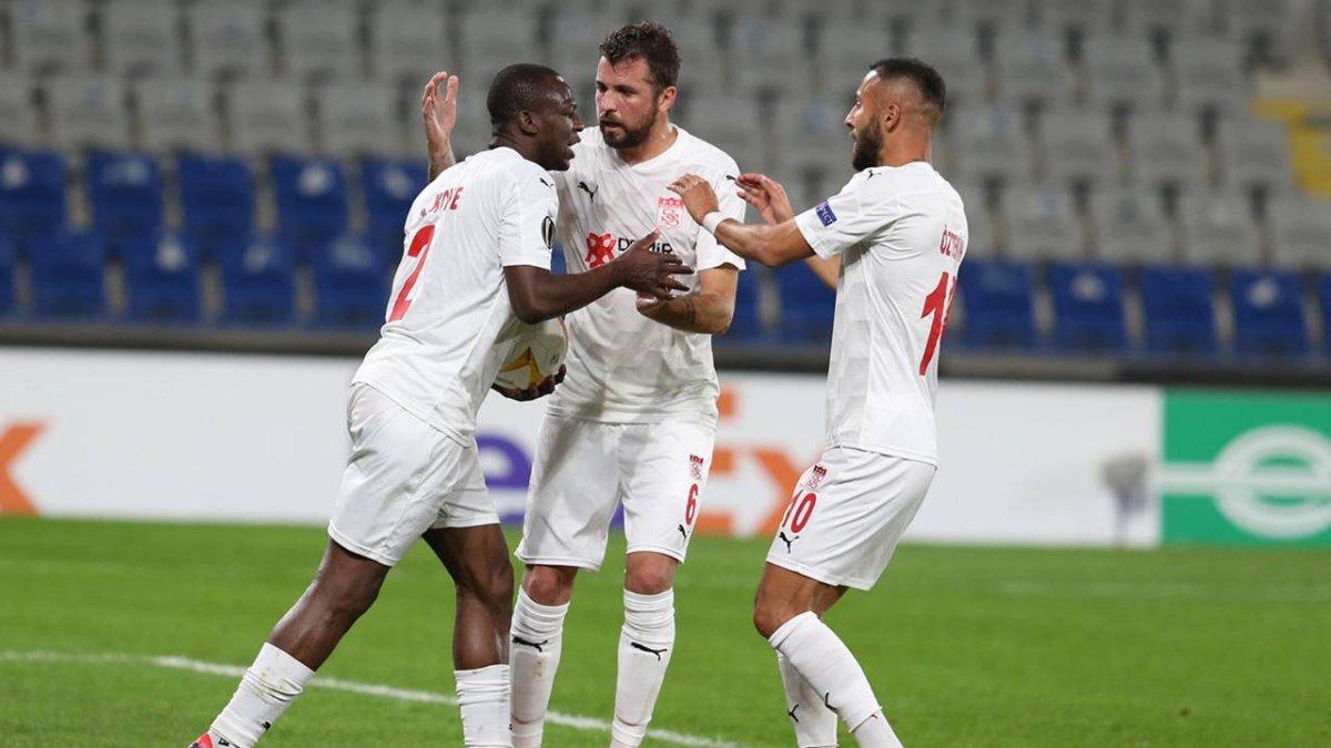 Sivasspor'dan ülke puanına kritik katkı