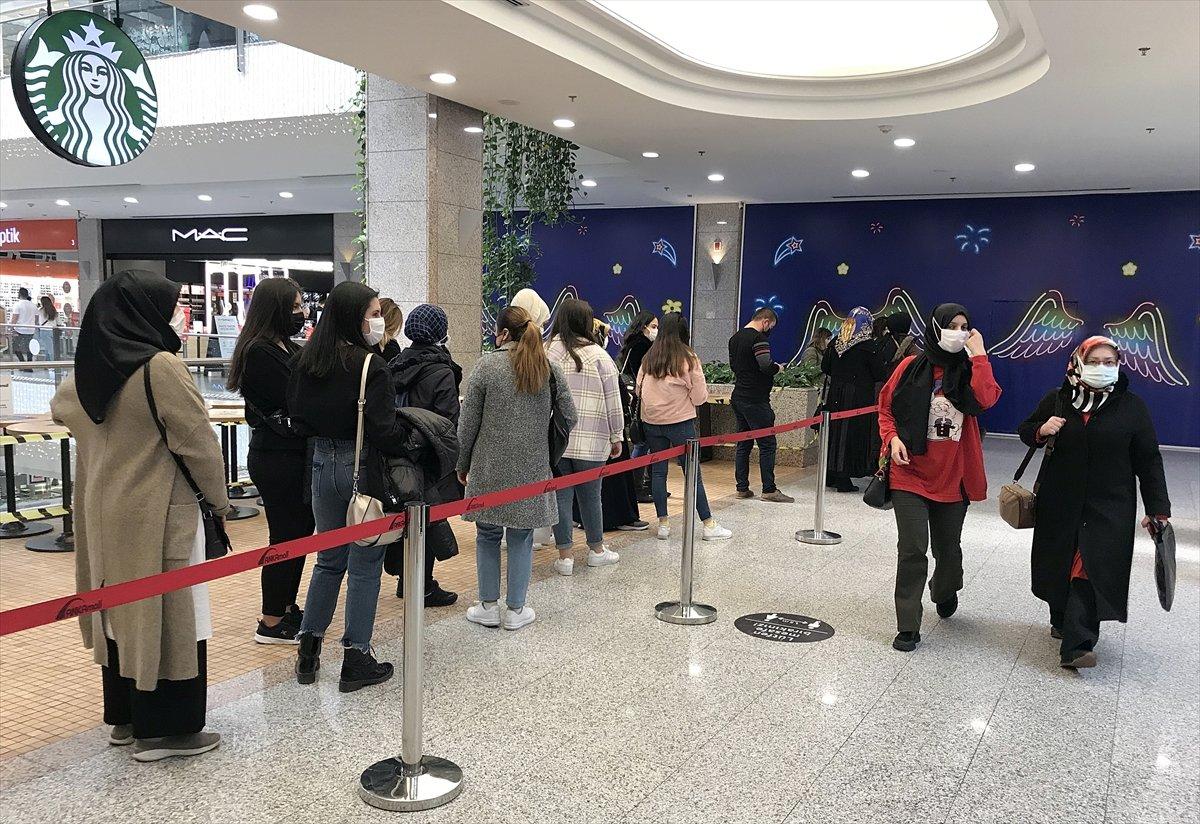 Ankara'da 'Efsane Cuma' yoğunluğu yaşanıyor