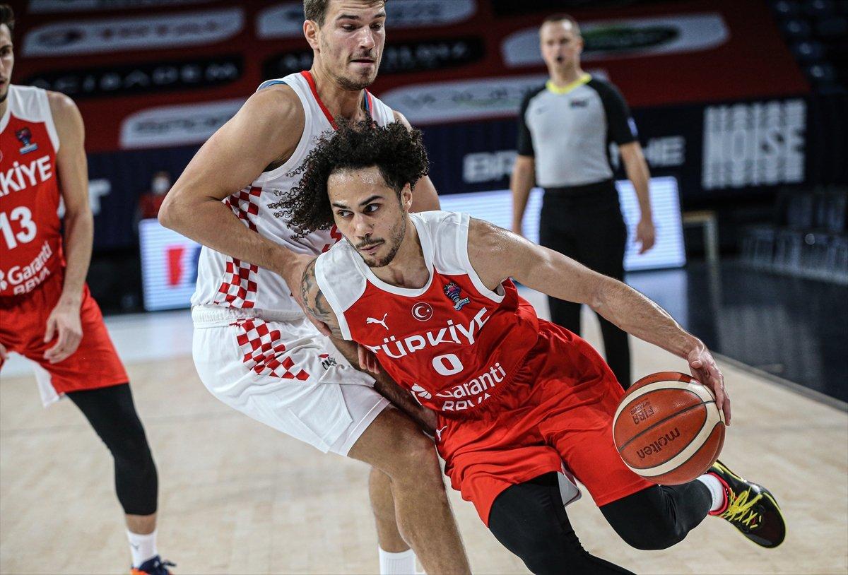 Shane Larkin, ilk milli maçına çıktı