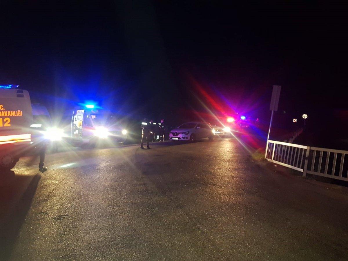 Mersin’de polis midibüsü şarampole devrildi: 1 şehit, 4 yaralı