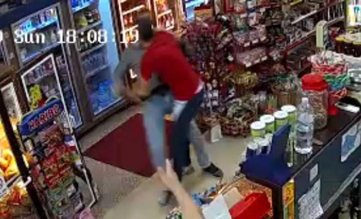 İzmir'de koronavirüsü yenen midyeciye saldırı