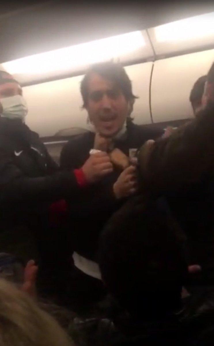 Adana’ya inmeye çalışan uçakta arbede