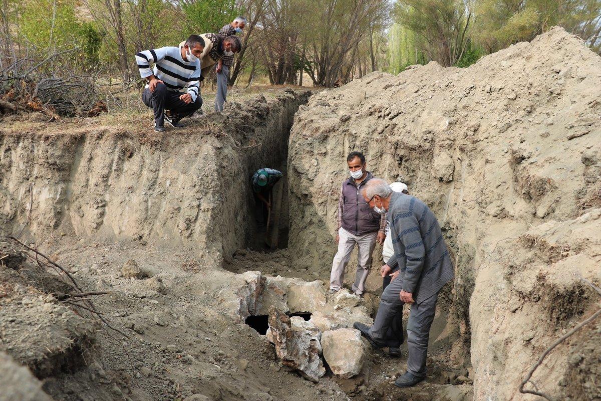 Burdur'da su kuyusuna, şişede not bırakma geleneğini bir asırdır yaşatıyorlar