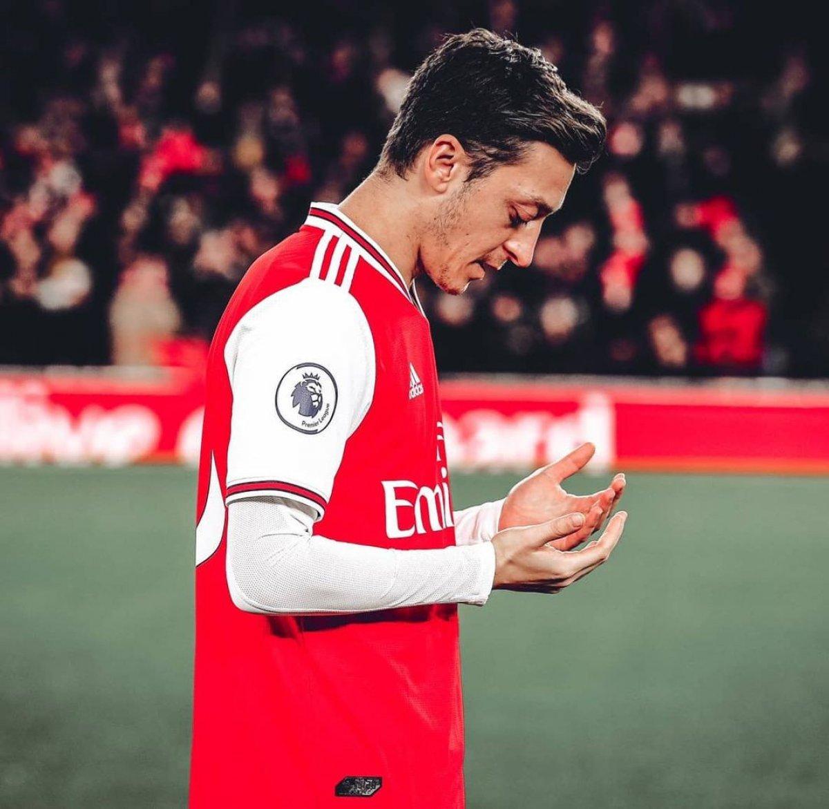Mesut Özil: Ne zaman gideceğime ben karar veririm